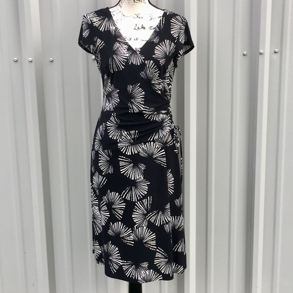 Evan Picone Dresses & Skirts - EUC EVAN-PICONE Awesome Figure Flattering  Dress